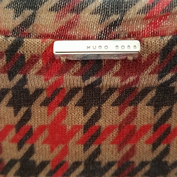 Hugo Boss Top - Picture 6 of 6